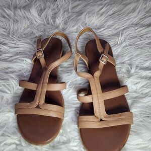 Kelly & Katie sandals size 9